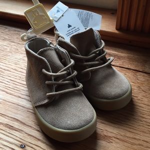 Baby Gap cow suede boots size 6